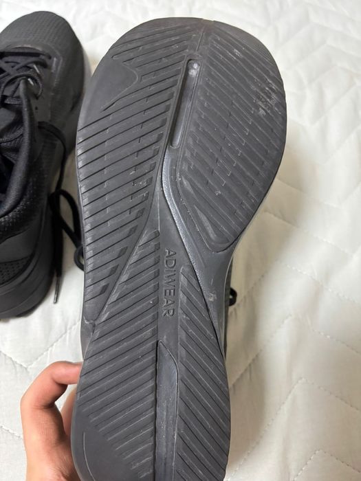 Оригинальные кроссовки Adidas