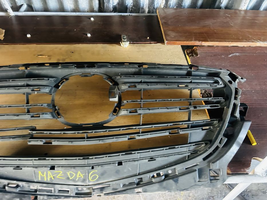 Решетка за Mazda 6
