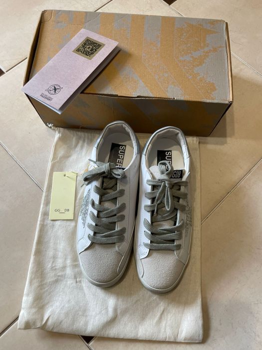 Pantofii dama golden goose