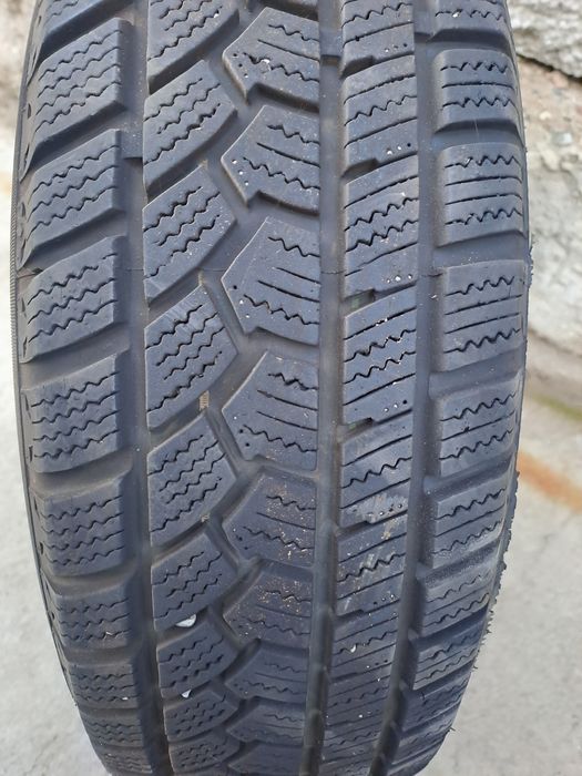 Продам комплект резины