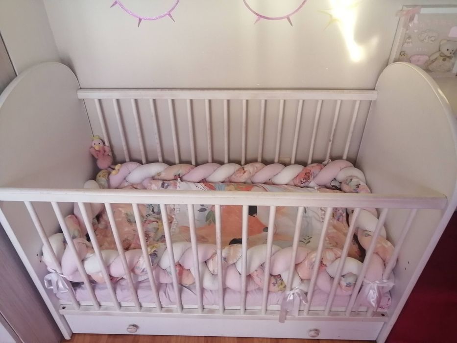 Бебешко креватче