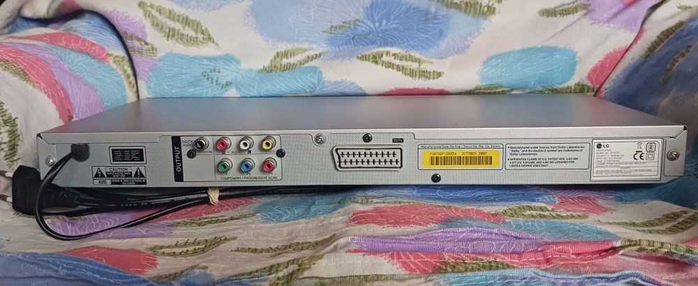 DVD player model no LG dfx276mabe in Indonesia+индийски филм част1 и2