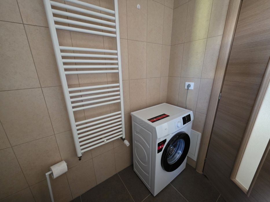 De închiriat direct proprietar apartament cu 2 camere Top City in apropiere de mall Coresi