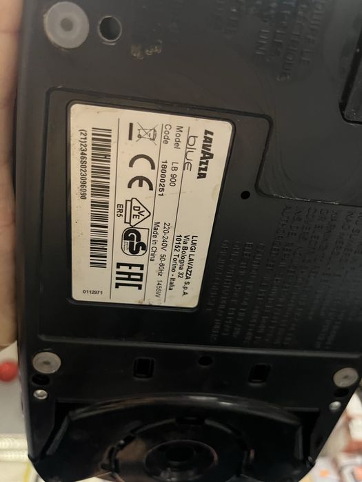 Кафе машина LAVAZZA BLUE LB 900 CLASSY COMPACT +30бр капсули