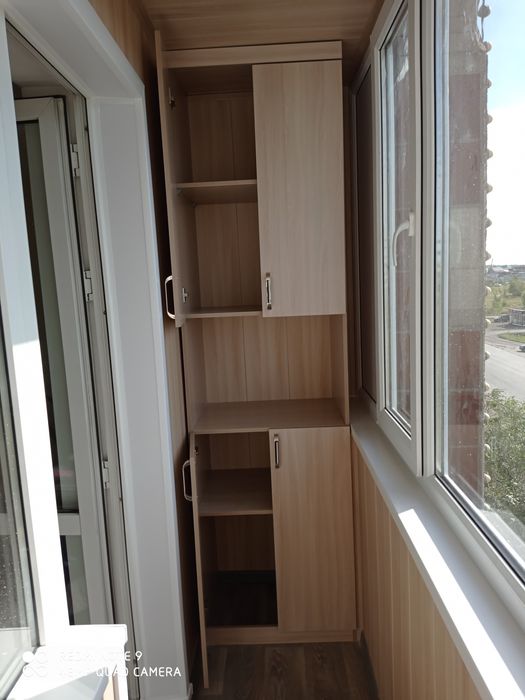 Шкаф на балкон .