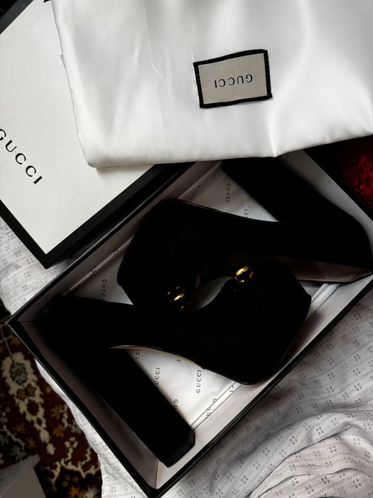 Обувь от Gucci 40 размер почти новые