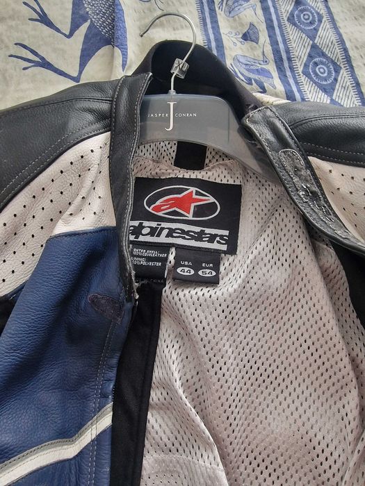 Екип Alpinestars