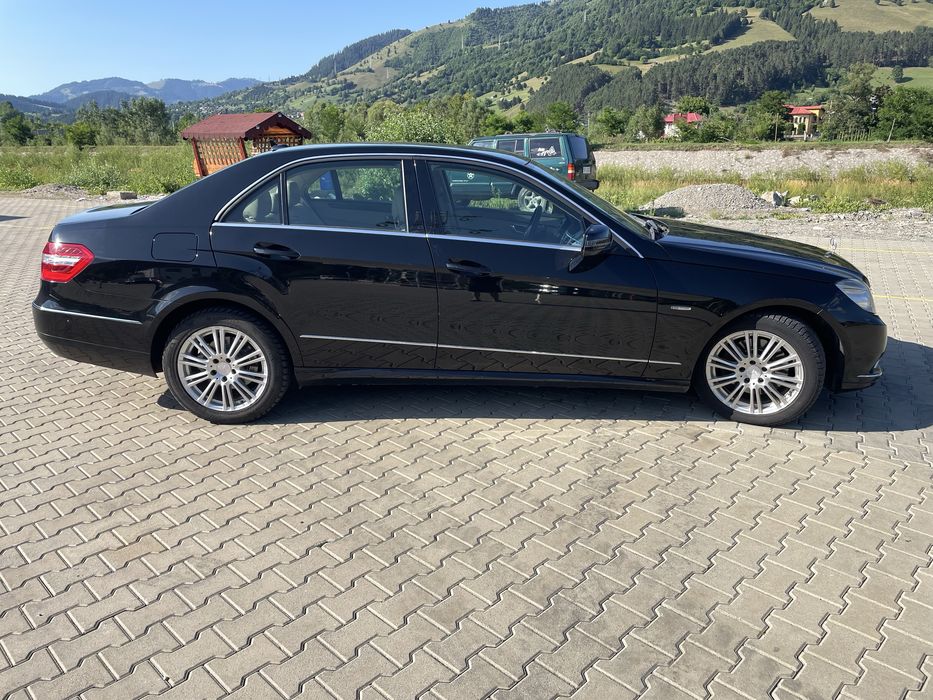 Mercedes E-Class W212