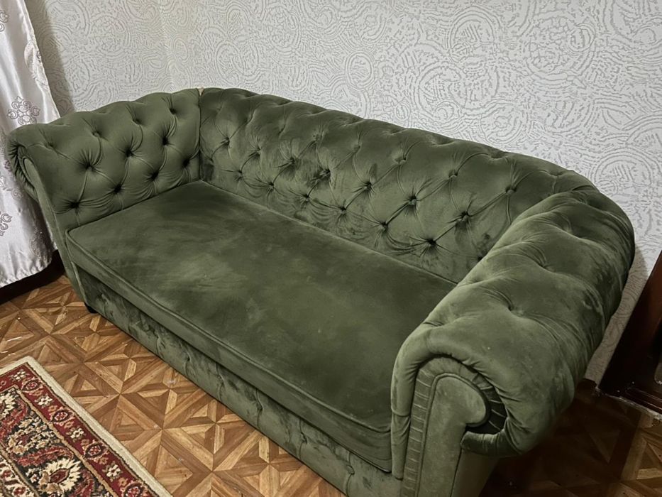 Диван в хорошем состоянии