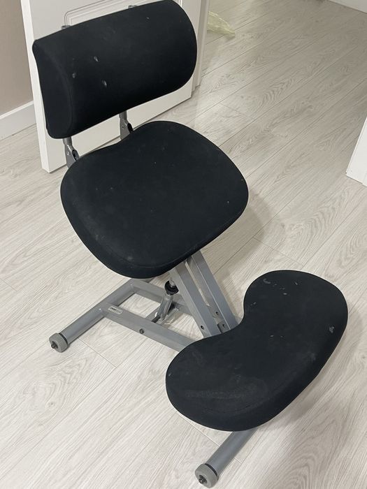 Коленный стул со спинкой Smartstool