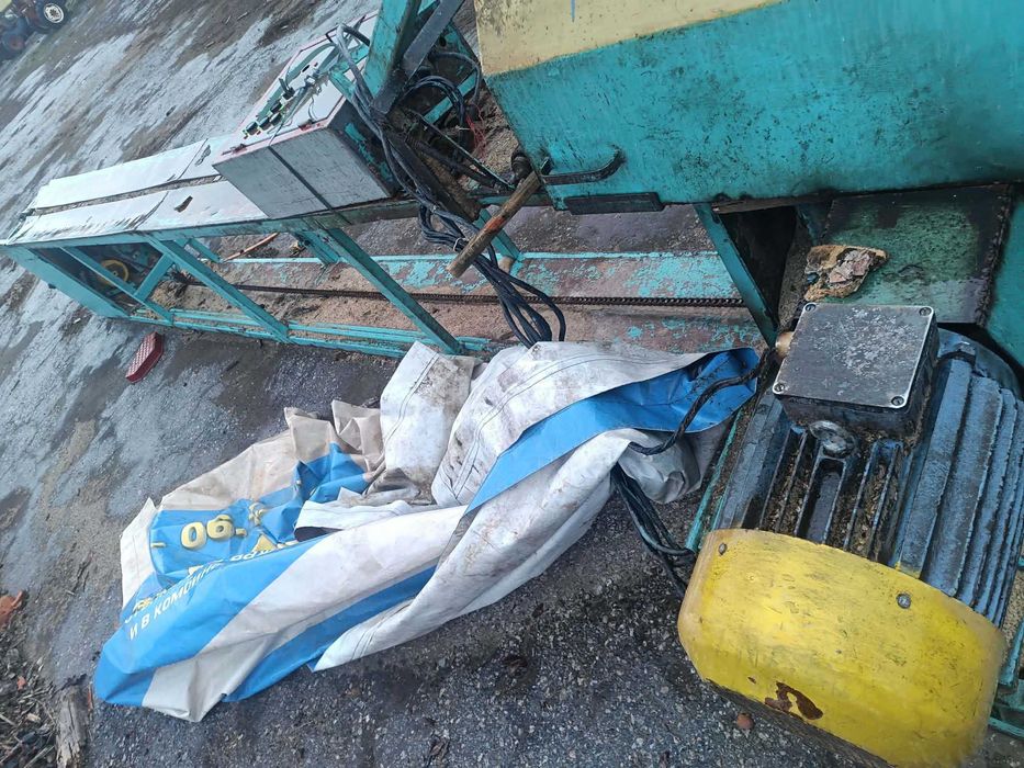 Окрайчваща машина