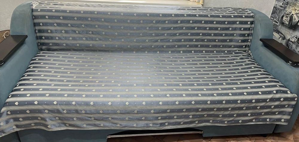 Продам диван б/у