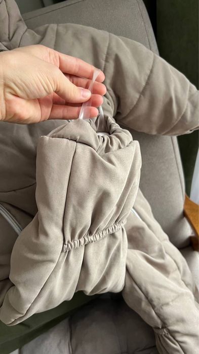 Продам комбенизон размер 80