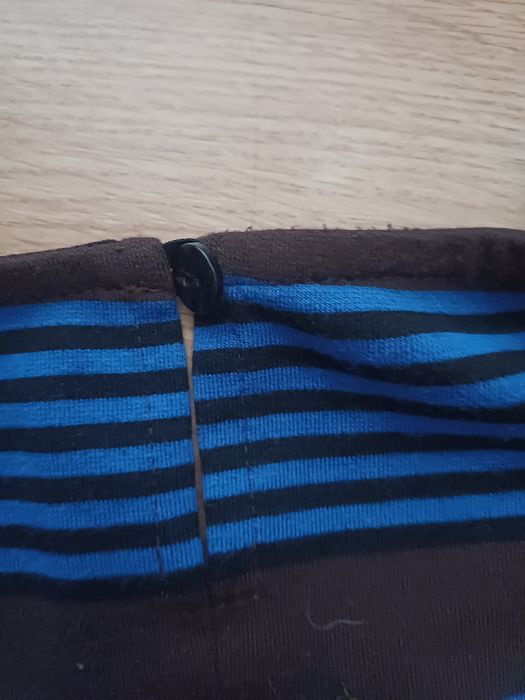 Рокля Lucy с ефектни джобове