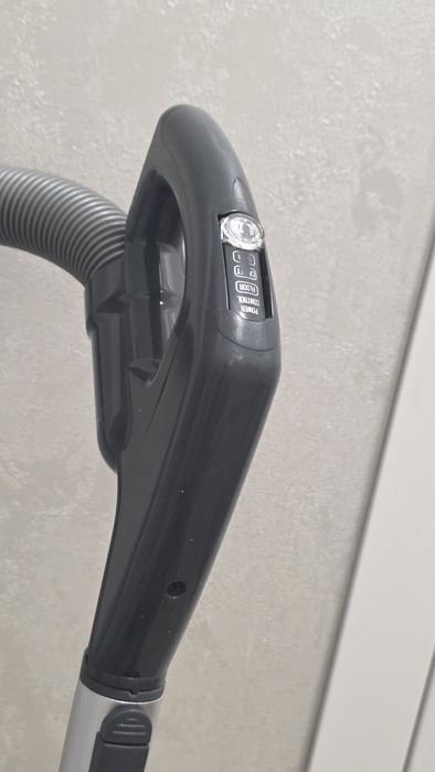 Пылесос Lg 1800 ватт