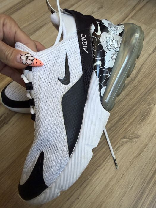 Оригинални маратонки Nike Air Max 270 Floral! 39 н