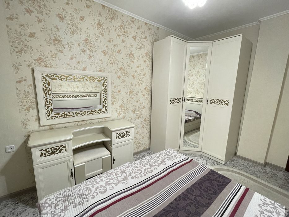 Продам спальный гарнитур «Ливадия». Б/у