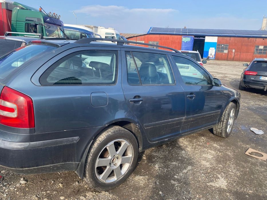 Skoda Octavia 2 1.9 4x4
Proprietar în acte
Motorizare 1.9 
Este 4x4