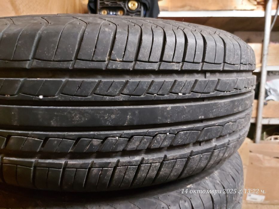 215 60 16 гуми  нови
