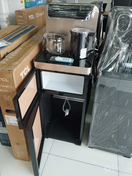 Кулер для офиса и дома AIWA с чайником