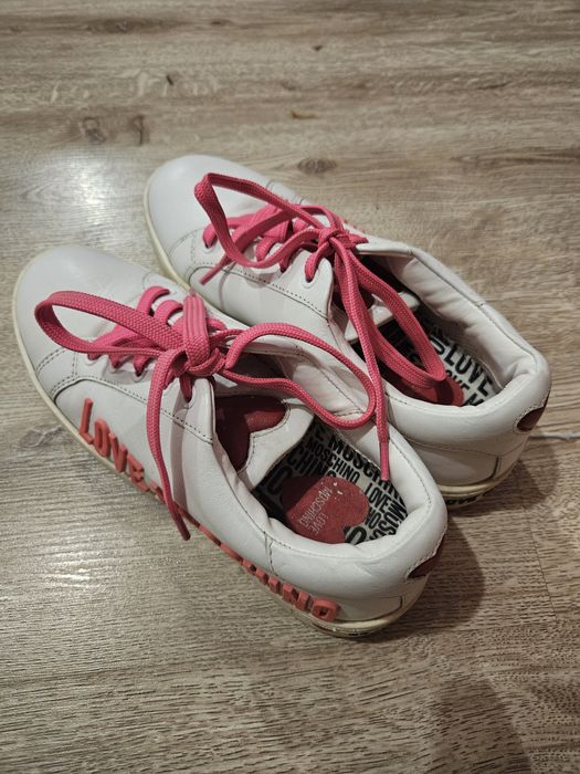 Moschino дамски кецове естествена кожа