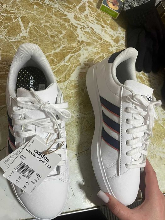 Кроссовки Adidas Grand Court