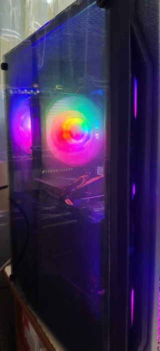 Добър Геймърски Компютър Ryzen 5 5600/32Gb/512GB SSD+1TB HDD/RTX 2060 Super/Гаранция
