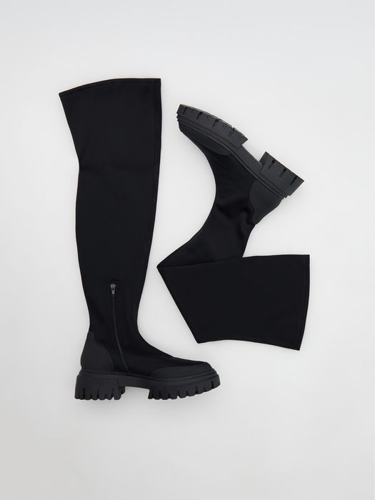 Reserved нови Ботуши над коляното