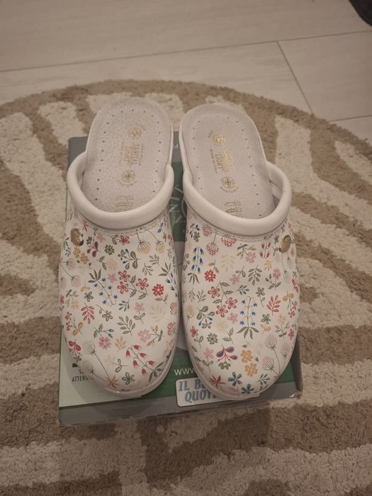 Saboti medicali piele