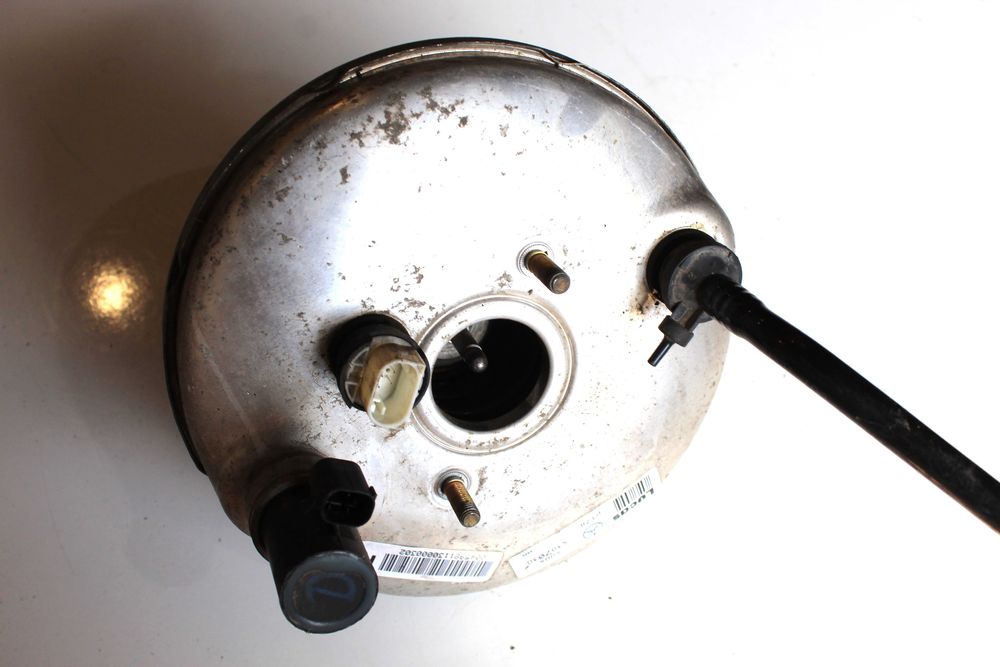 Серво с датчик Мерцедес а-класа в168 а160 99г Mercedes a-class w168