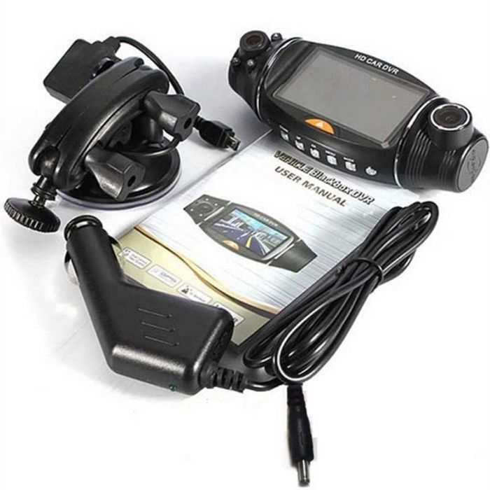 Камера за кола R310 TFT с GPS модул за проследяване и два обектива