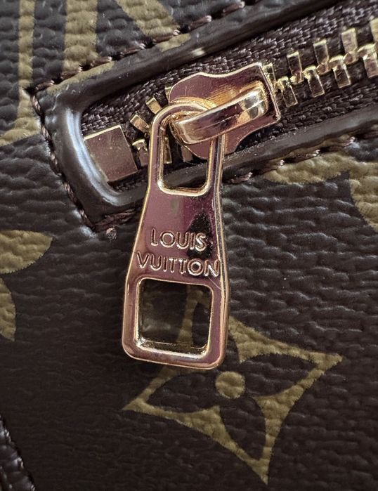 Geanta Louis Vuitton