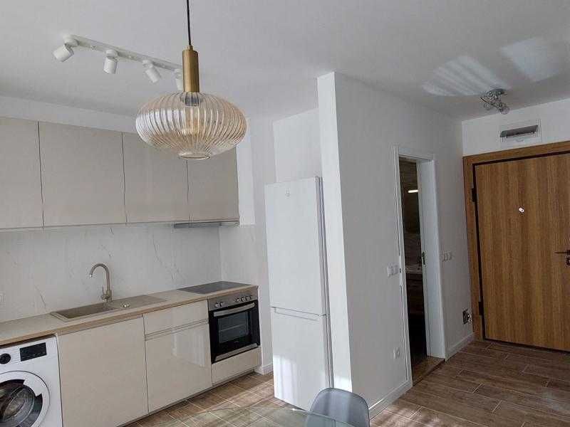 Дава се под наем Двустаен апартамент в София, Младост 2 - 66 кв.м за 548.25 € - Снимка #2