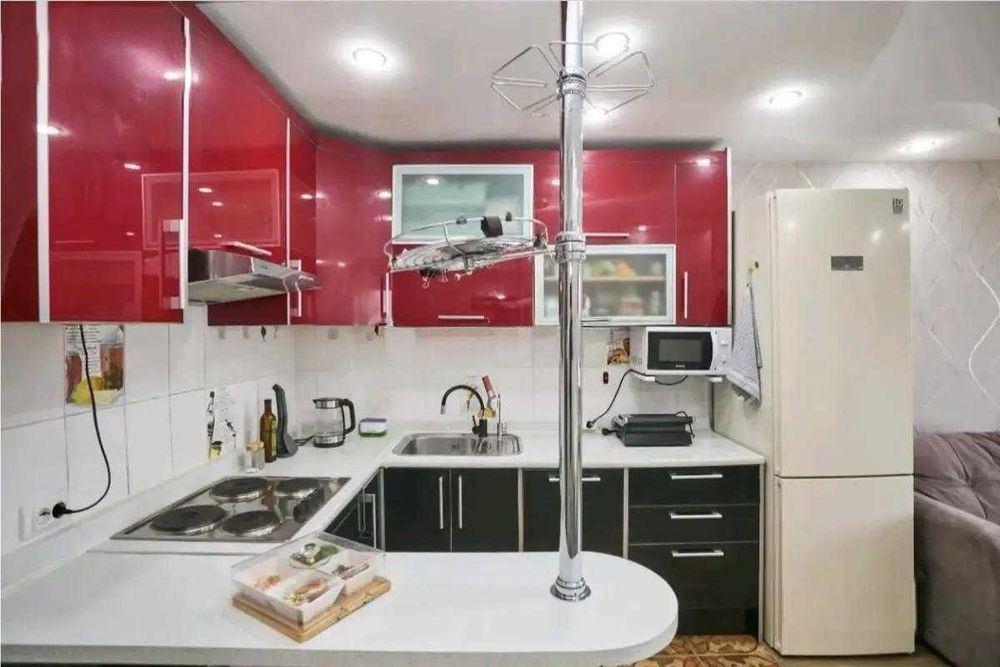 продаю 3 комнатная ЮГО восток