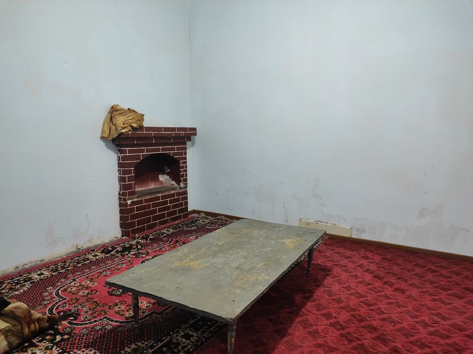 Зангиота, "Қуёшли" ("Солнечний") МФЙда 3 хонали уй ижарага берилади.