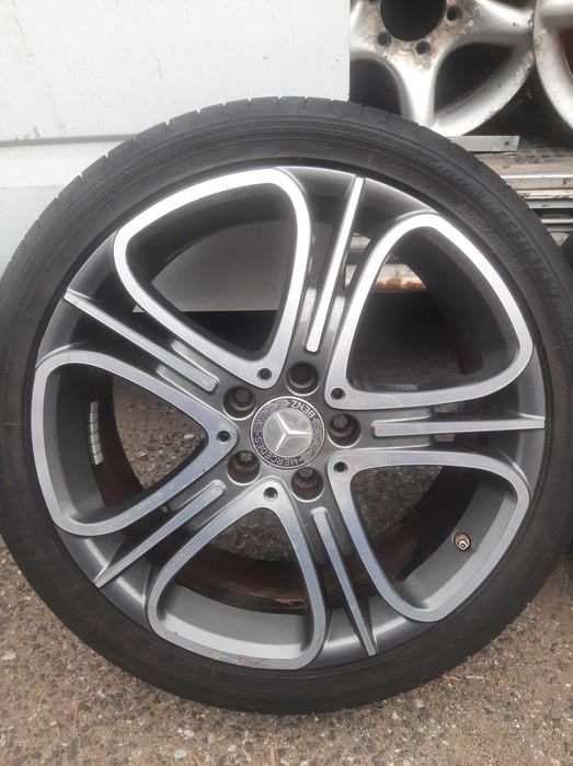 Mercedes R18 джанти с летни гуми