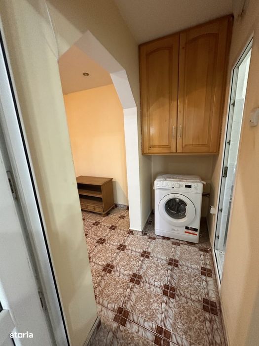 Apartament 2 camere decomandat, et. 3 - Zona Casa Tineretului