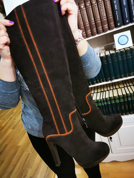 Vand cizme noi noute Disha marimea 40