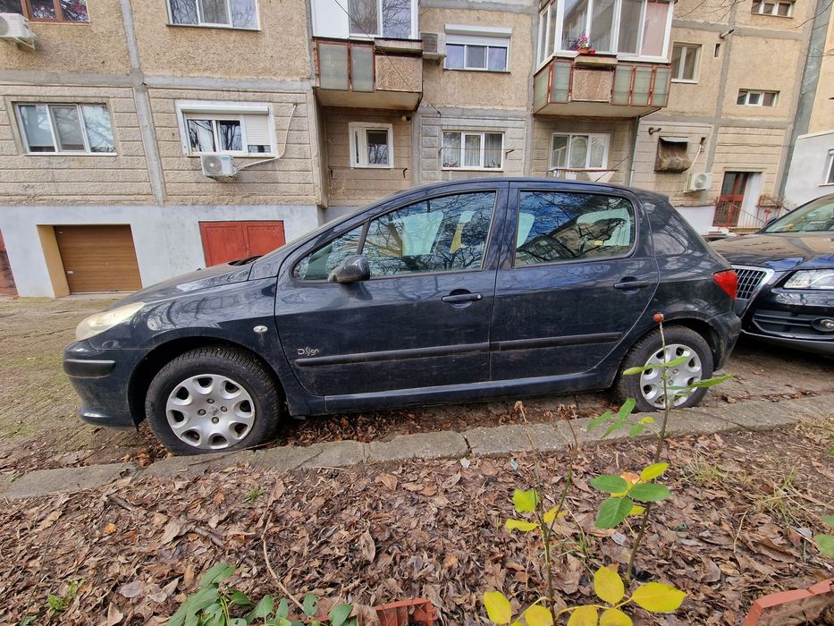 Se vinde Peugeot 307 1.6 diesel 90hp 2007