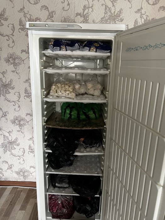 Морозильник вертикальный