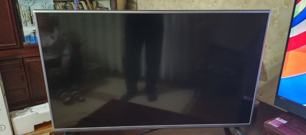 Телевизор LG 42'