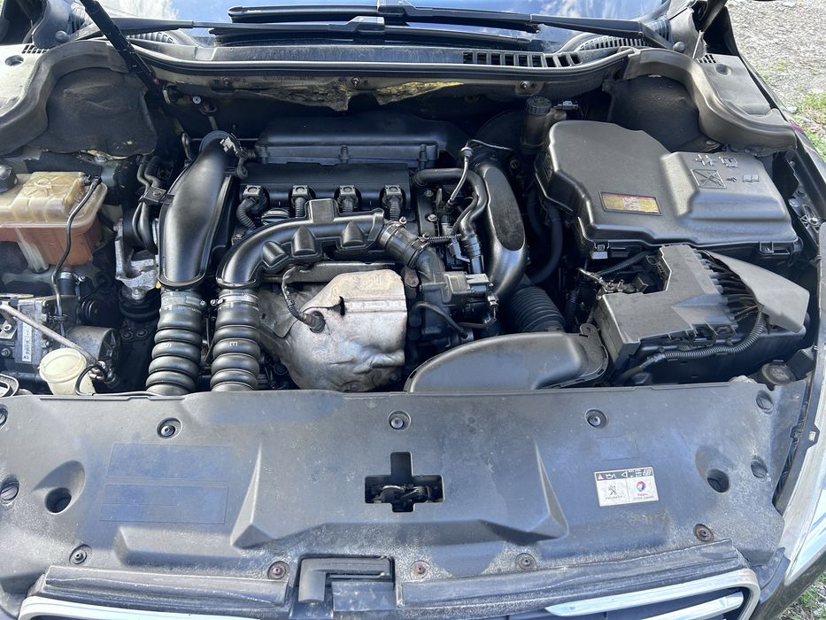 Peugeot 508 1.6 turbo bara far usa motor haion interior