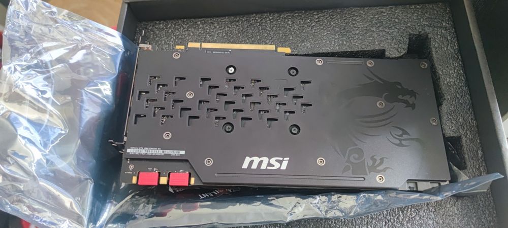 Продам видеокарту GTX 1080