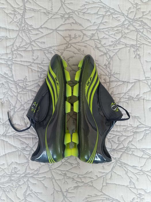 Футболни обувки Adidas +F30
