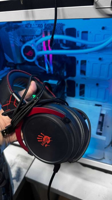 Наушники HyperX и Bloody