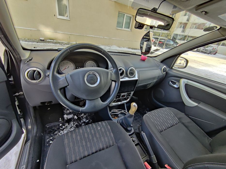 Dacia Sandero Smile 1.2 E5 (2012)