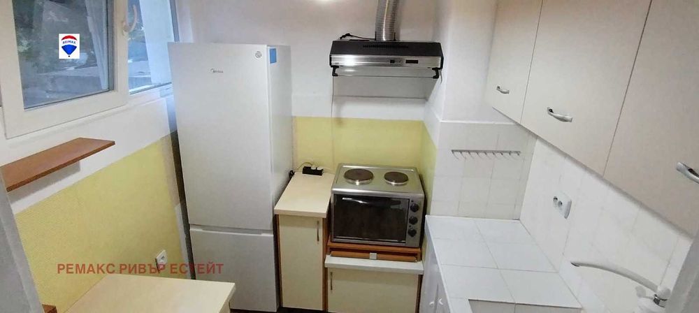 Дава се под наем Тристаен апартамент в Русе, Здравец - 72 кв.м за 331.5 € - Снимка #13