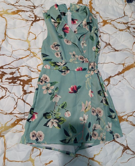 Женская одежда на худенькую девушку