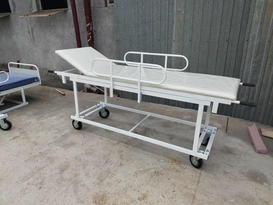 Каталка кушетка медицинская помощь