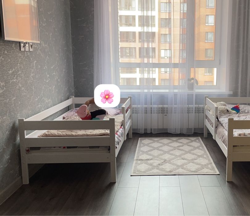 Кровать детская (детская кроватка)